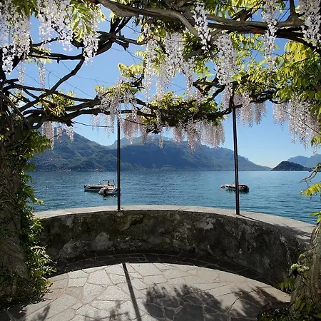 Il Piazzo Sleeps 8